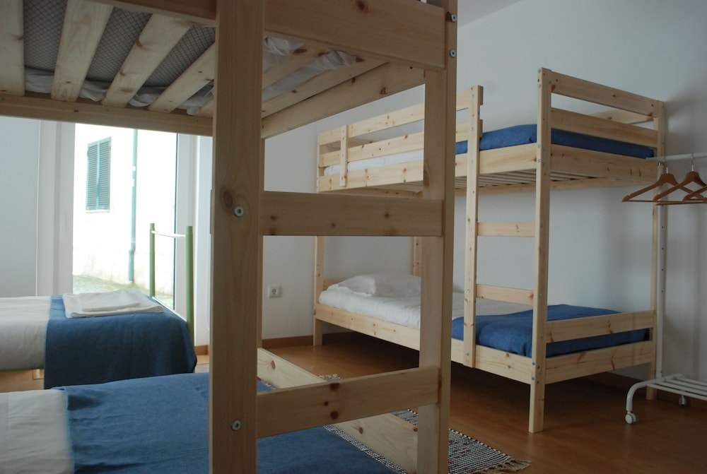Shared Dormitory, Mixed Dorm (4 Beds) photo 1