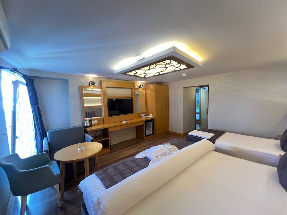 Standard Triple Room photo 1