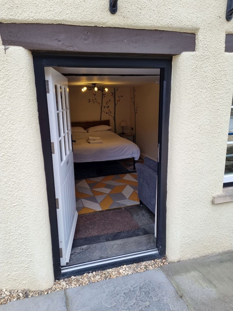 Double Room, Ensuite (Copper Room) photo 3