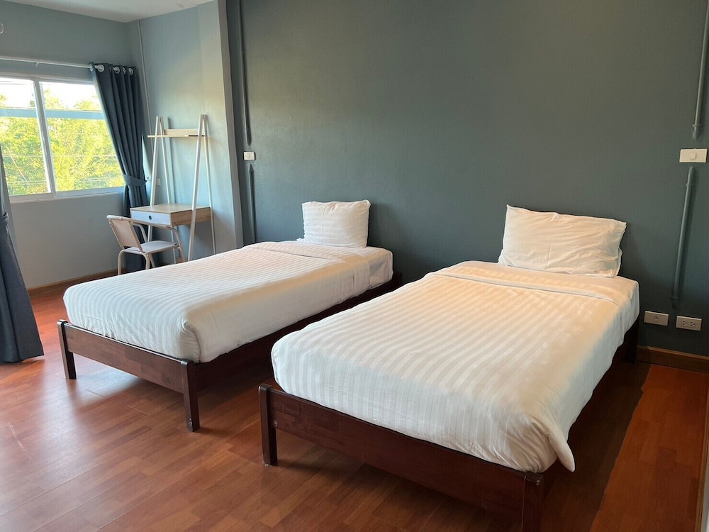 Superior Twin Room - Photo 1
