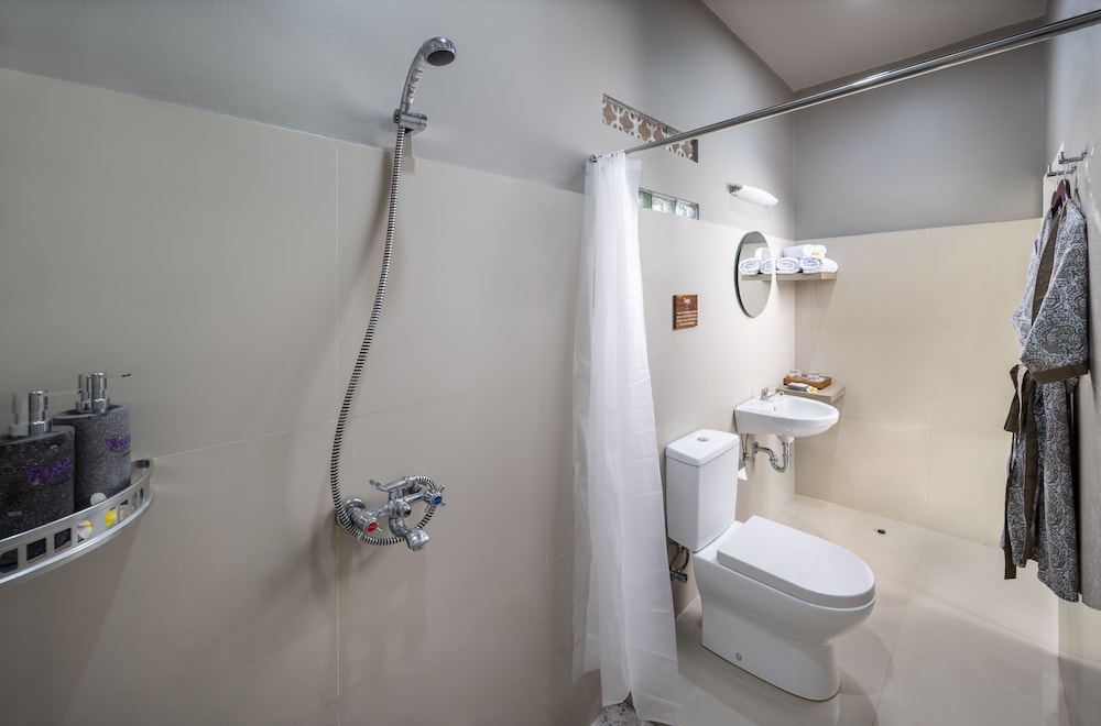 Standard Double or Twin Room with Garden View and Free Afternoon Tea - Photo 4
