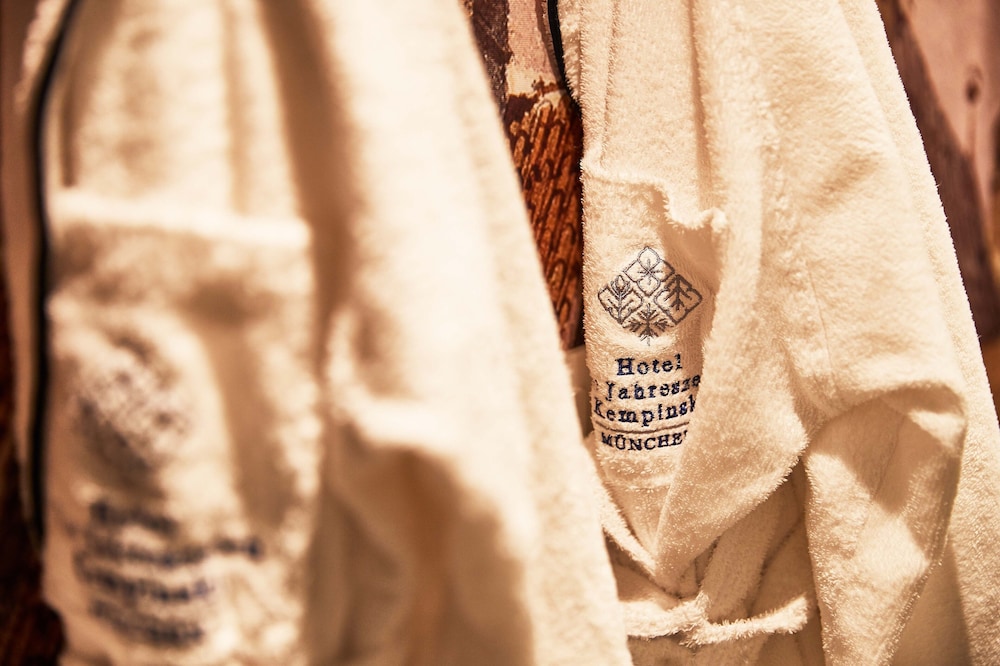 Signature Room (Deluxe)