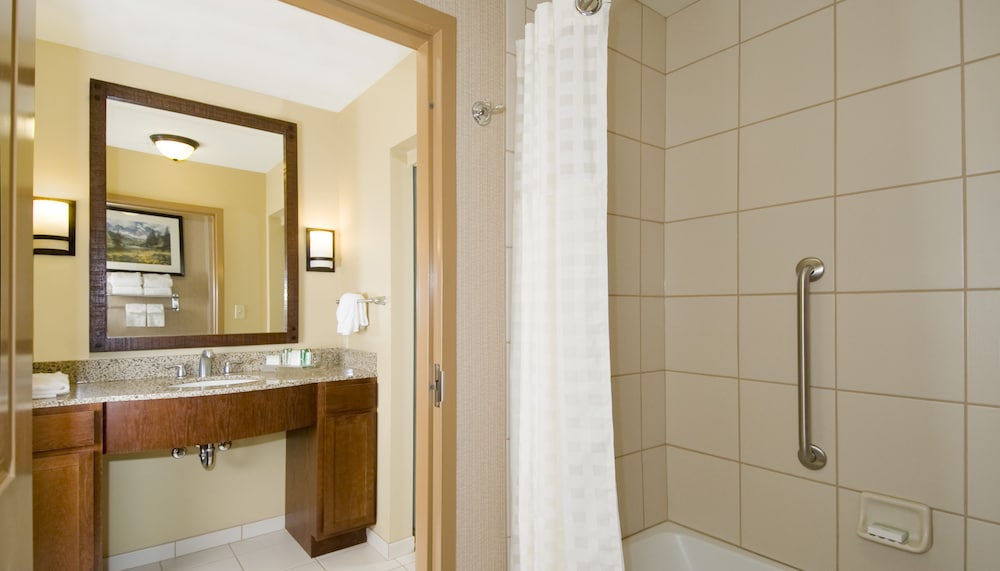Suite, Accessible, Non Smoking - Photo 7