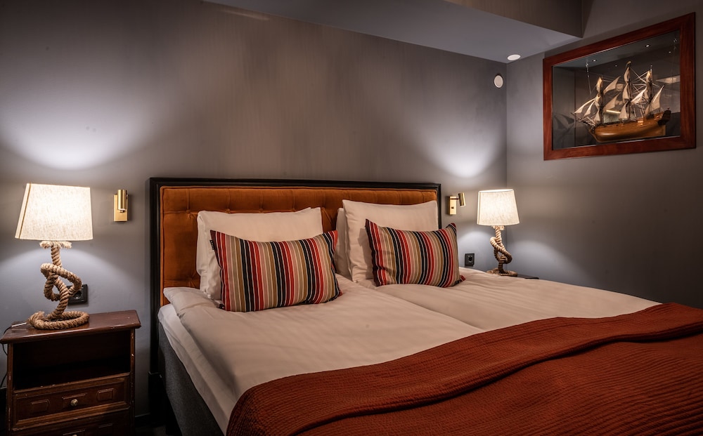 Captain´s Family Room (no window)