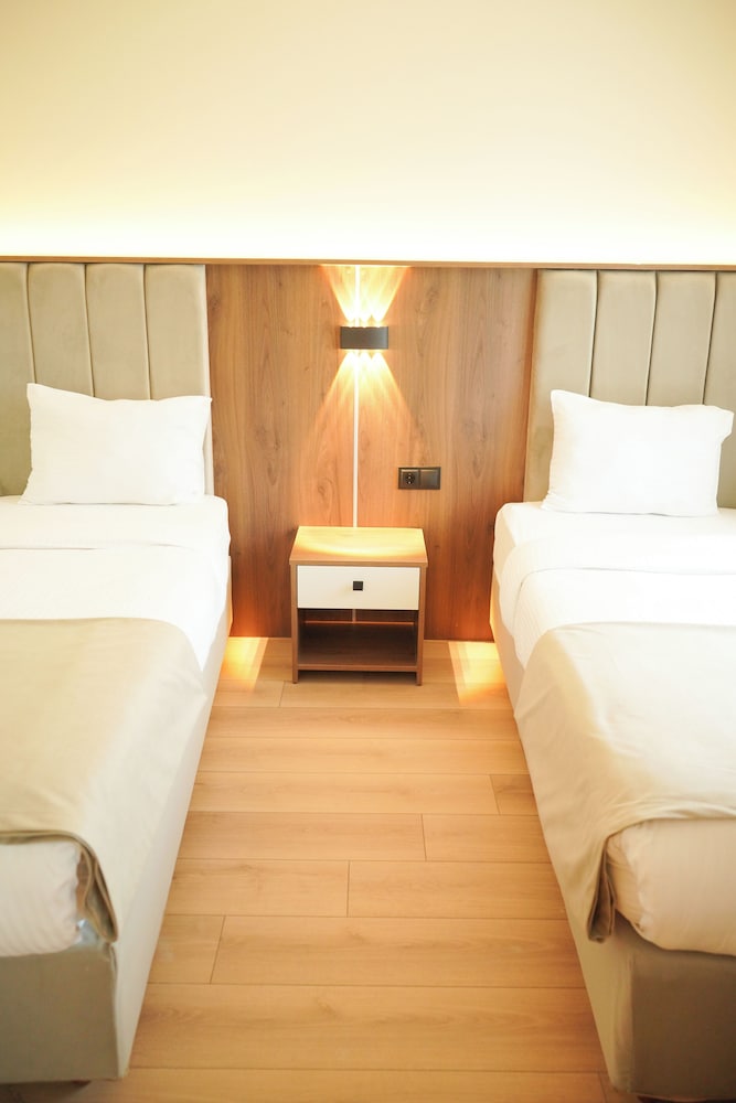 Standard Twin Room photo 3