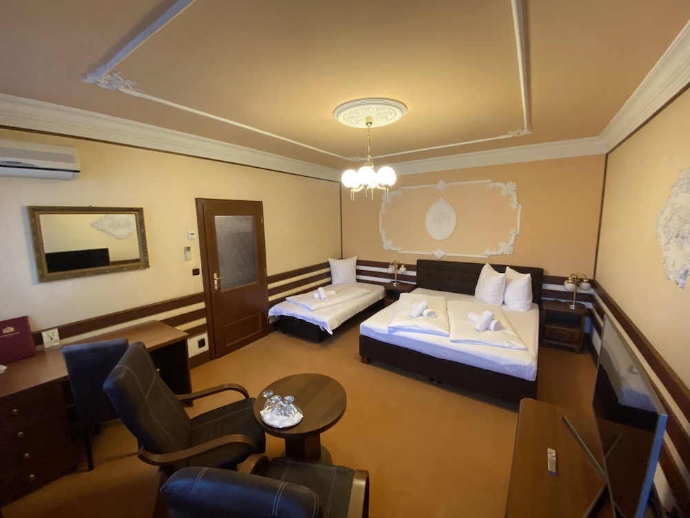 Superior Triple Room, 1 Bedroom photo 1