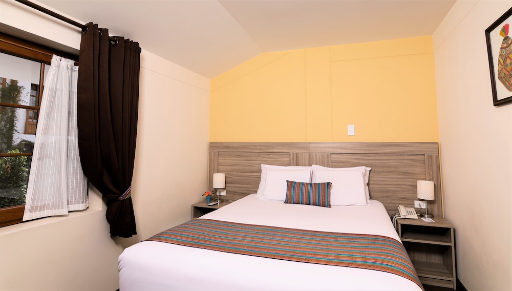 Standard Double Room, 1 Queen Bed photo 3