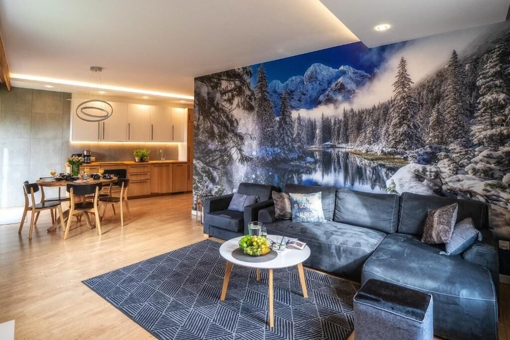 Exclusive Apartment (008 with SPA, Pool access)