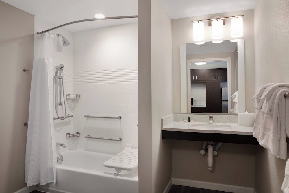 Studio Suite, Multiple Beds (Mobility Accessible, Tub)