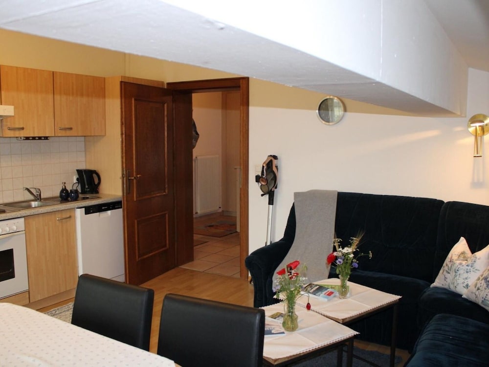 Apartment photo 3