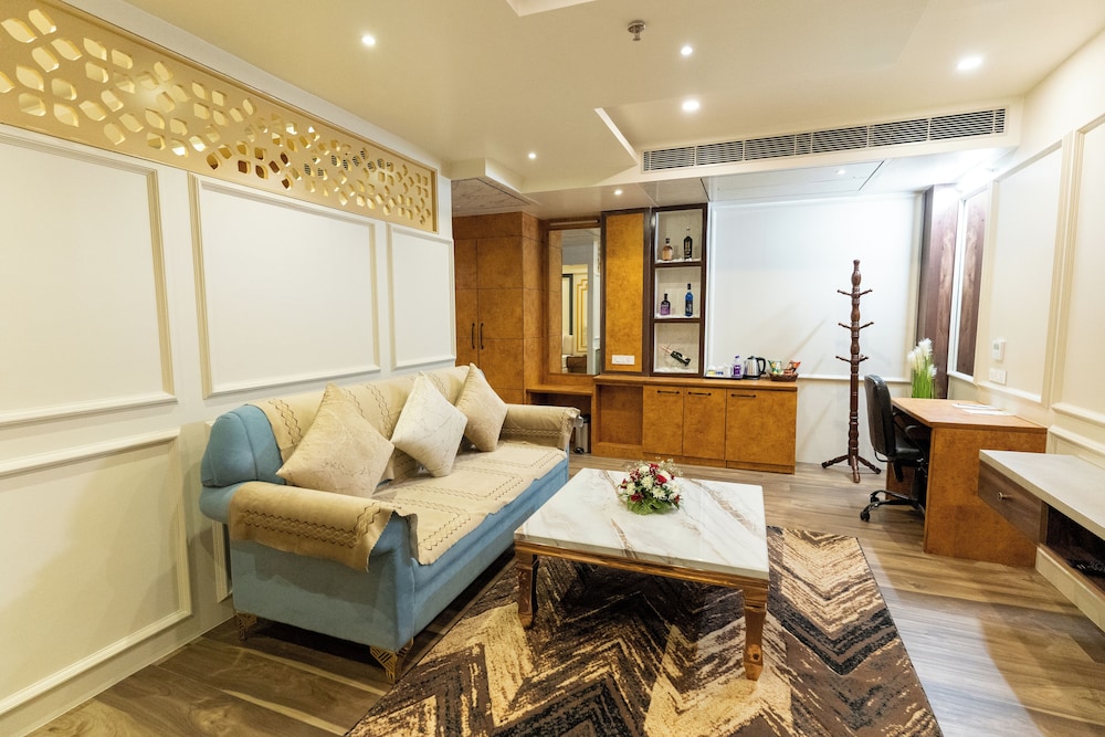 Elite Room
