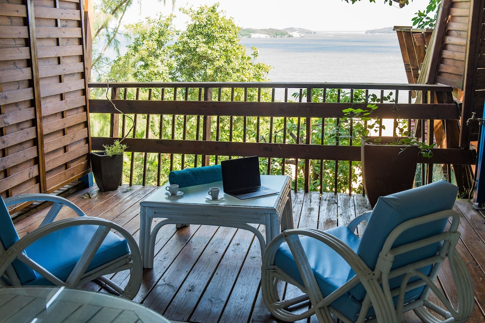 Double Room, 1 King Bed, Non Smoking, Sea View photo 3