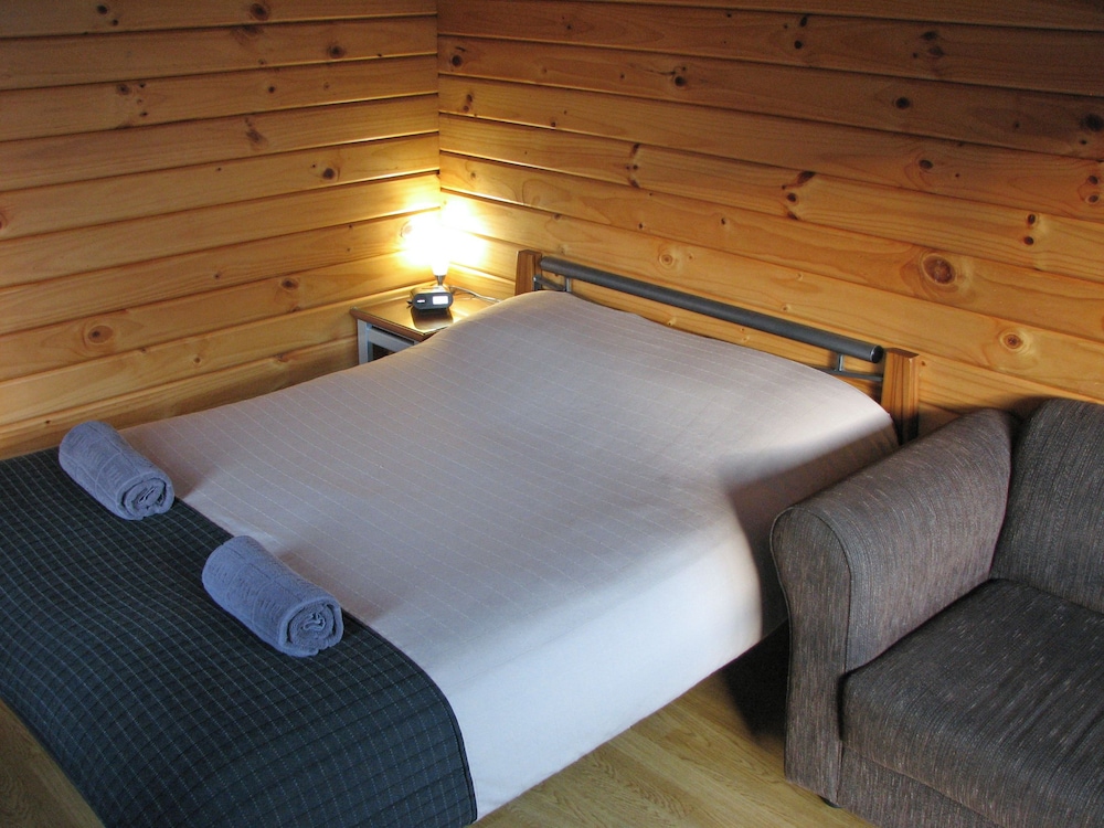 Standard Cabin, Shared Bathroom photo 1