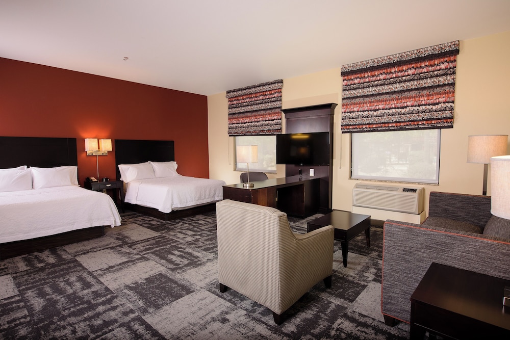 Suite, 2 Queen Beds, Accessible, Non Smoking - Photo 4