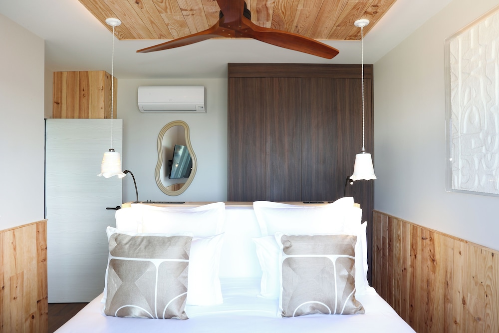Suite Vue Mer Jacuzzi - Photo 1