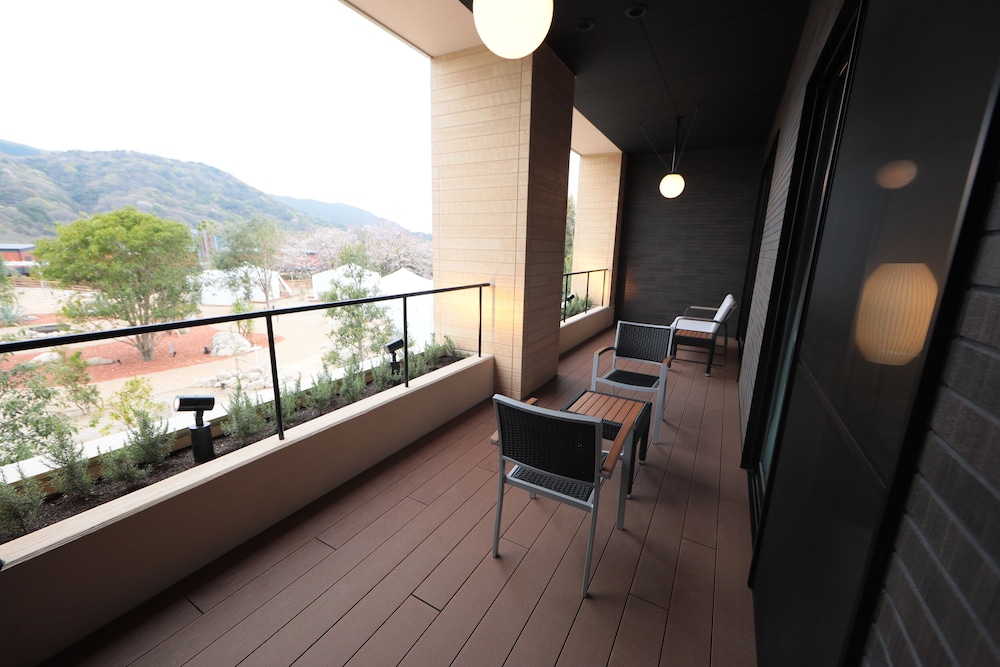 THE Retreat, Kuva 4