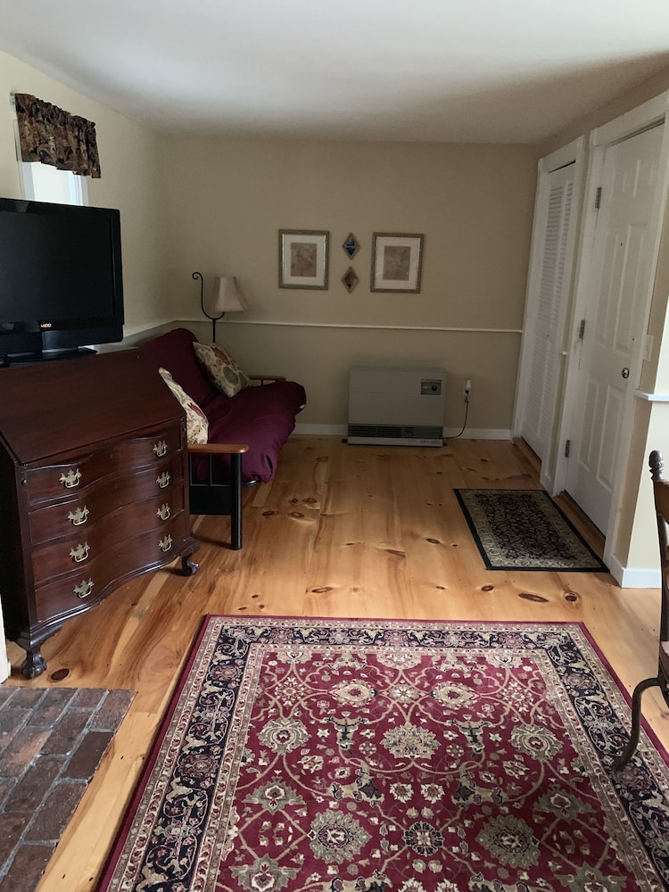 Honeymoon Room photo 2