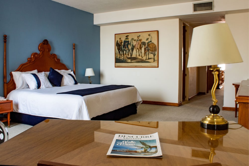 Suite, 1 King Bed (Master) photo 2