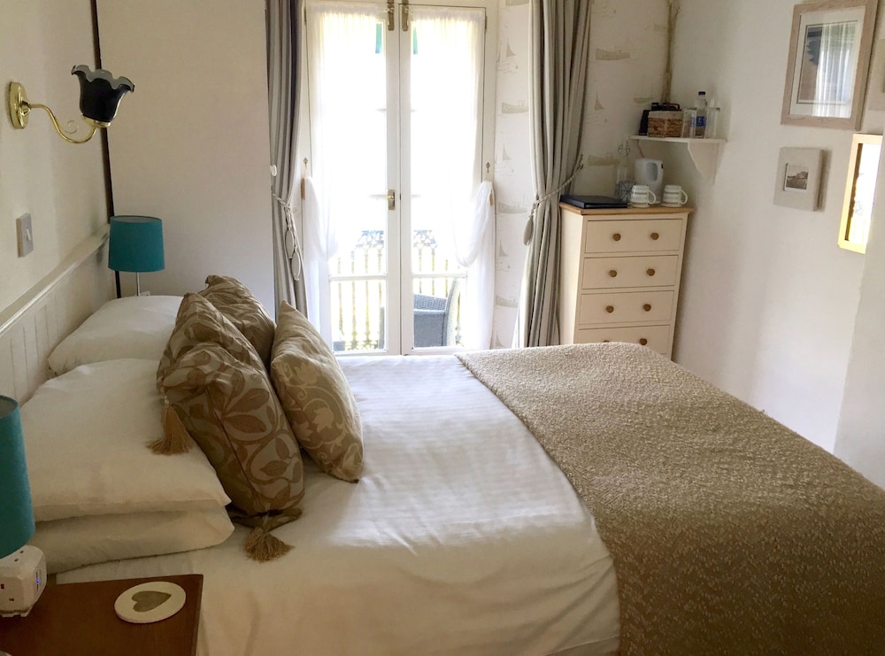 Double Room, Private Bathroom photo 1