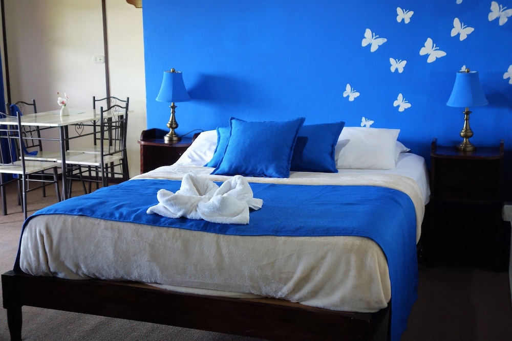 Standard Room, Balcony, Partial Ocean View photo 3