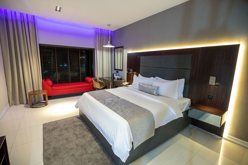 Deluxe Room - Photo 1