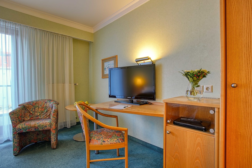 Double or Twin Room, Garden View photo 3