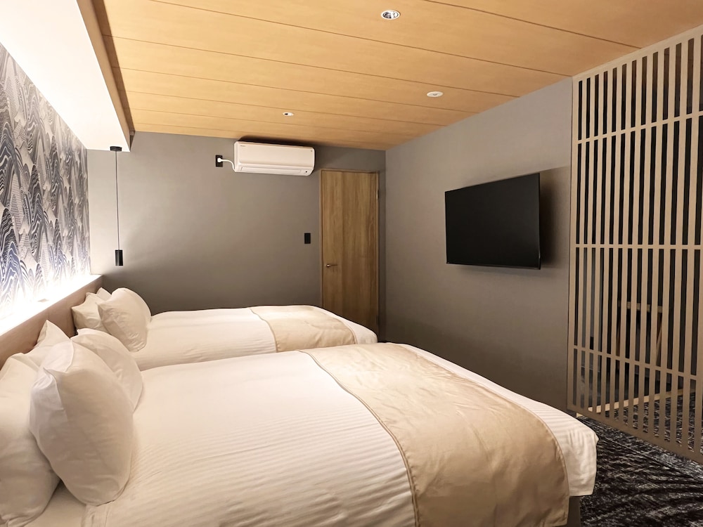 Grand Twin Room - Photo 1