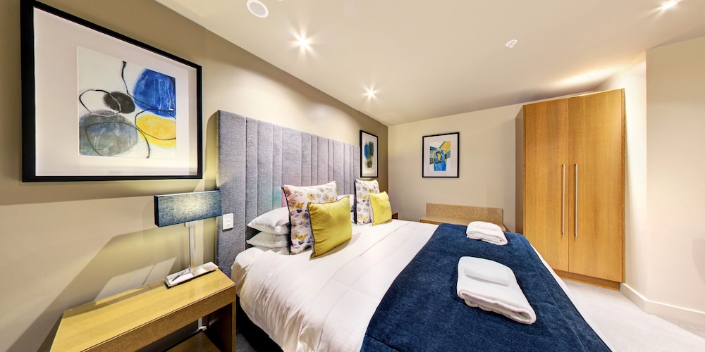Suite, 1 Bedroom thumbnail 5