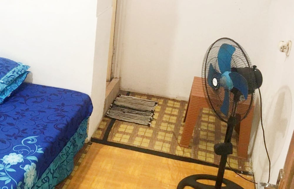 1-Bed Non AC - Photo 2