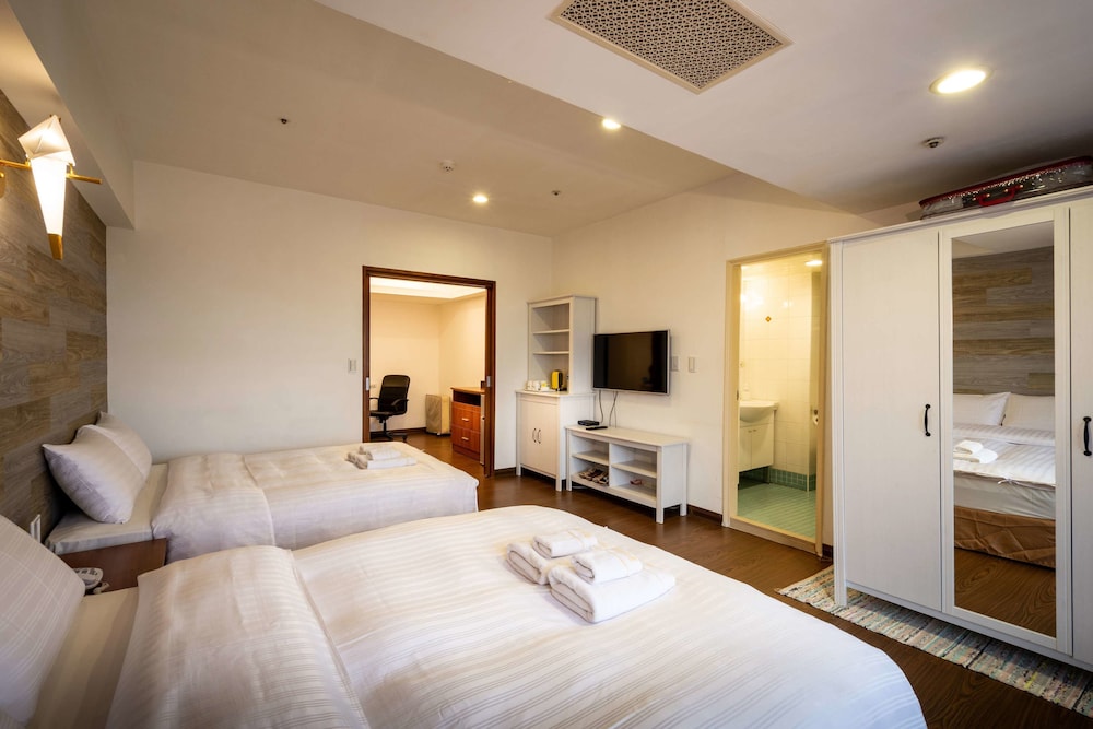 City View Quadruple Room photo 2