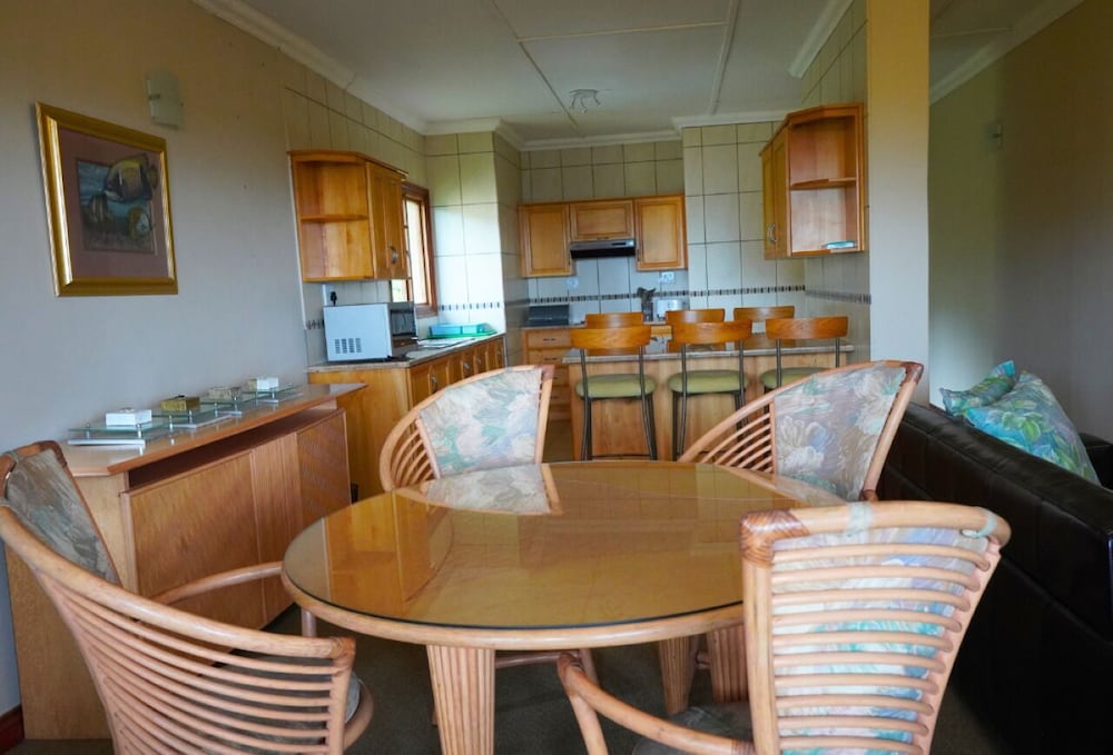 Classic Villa - Photo 5