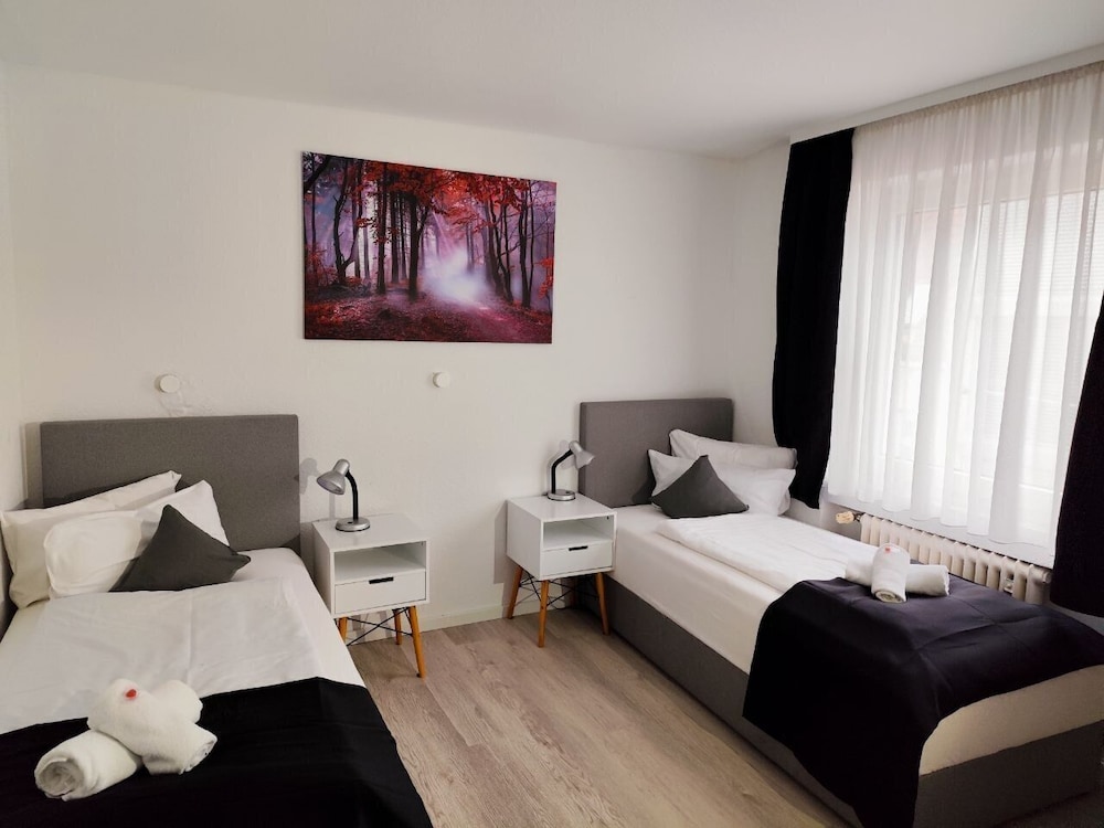 Economy Twin Room, Private Bathroom