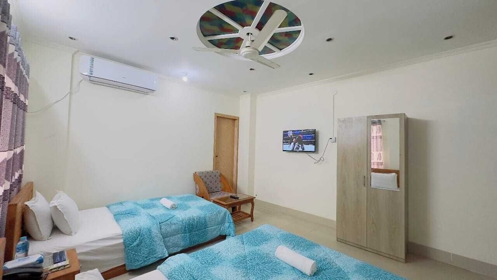 Deluxe Twin Room, Balcony, City View photo 1