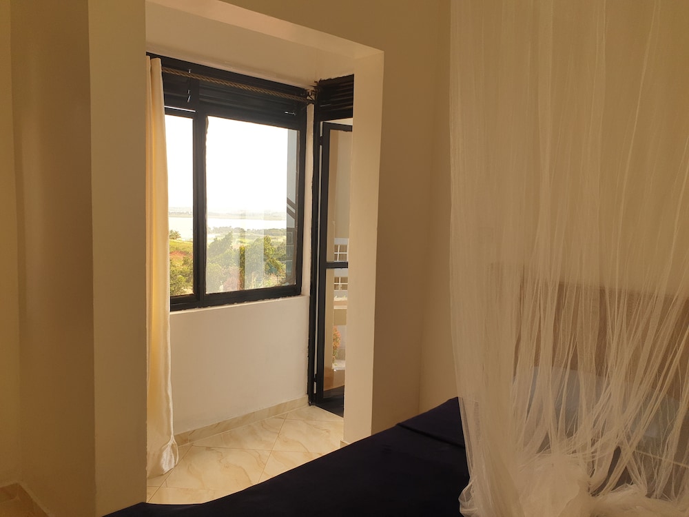 Classic Suite - Photo 13