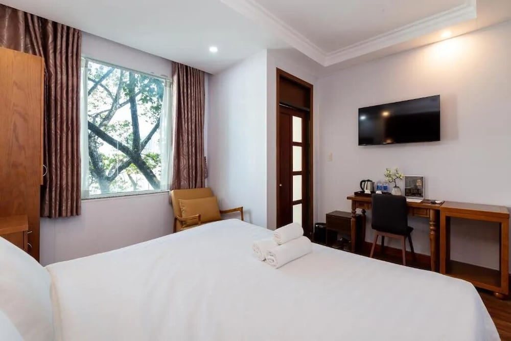 Club Double Room, 1 Bedroom, Garden View