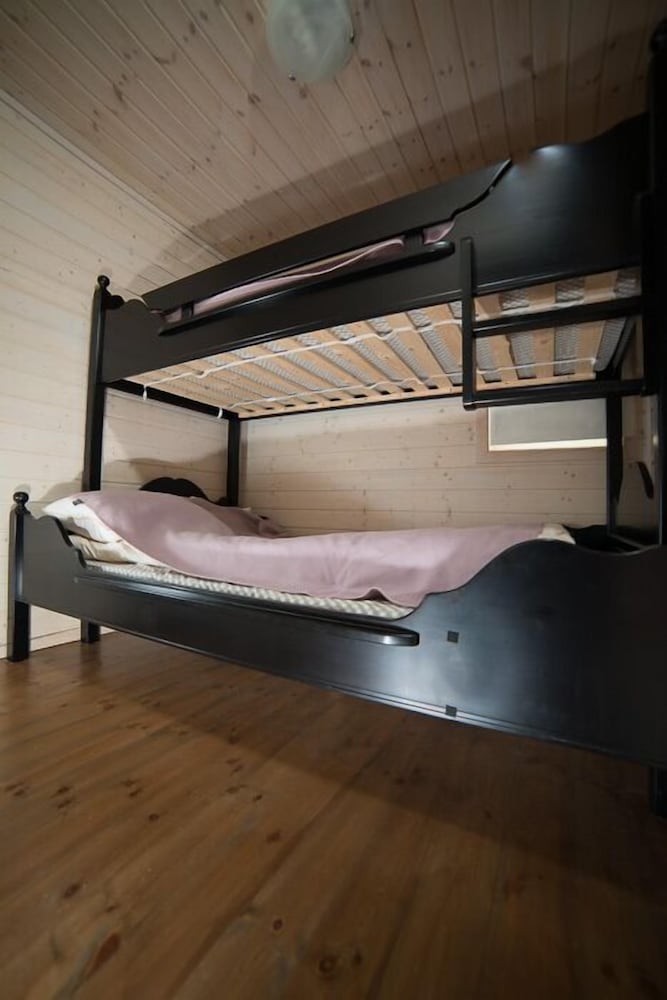 Cabin, 4 Bedrooms photo 3