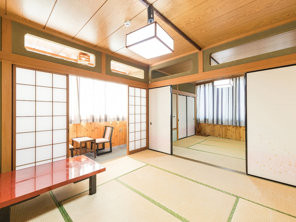 Japanese Style Family Room with Shared Bathroom, Non Smoking