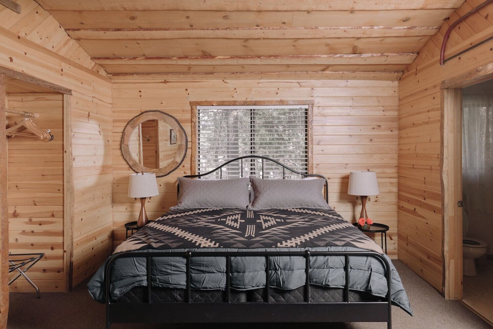 Cabin photo 1