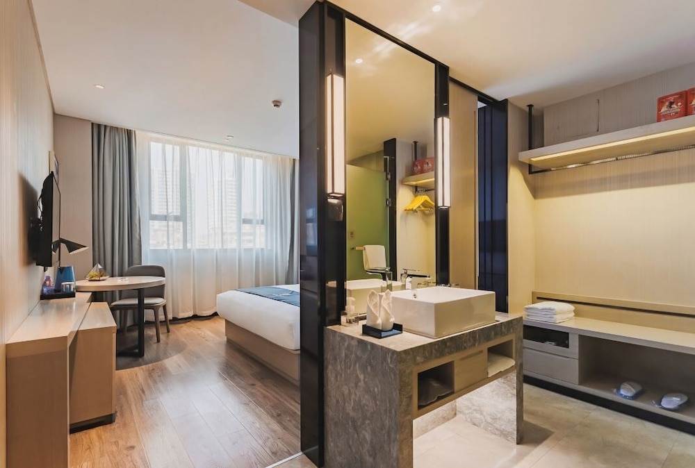 Standard Double Room, Courtyard View photo 2