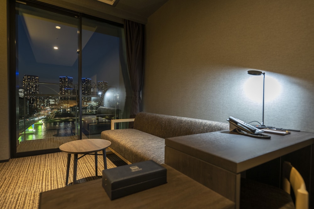 La Vista Hallywood Twin Room(Higher Floor), Non Smoking photo 2