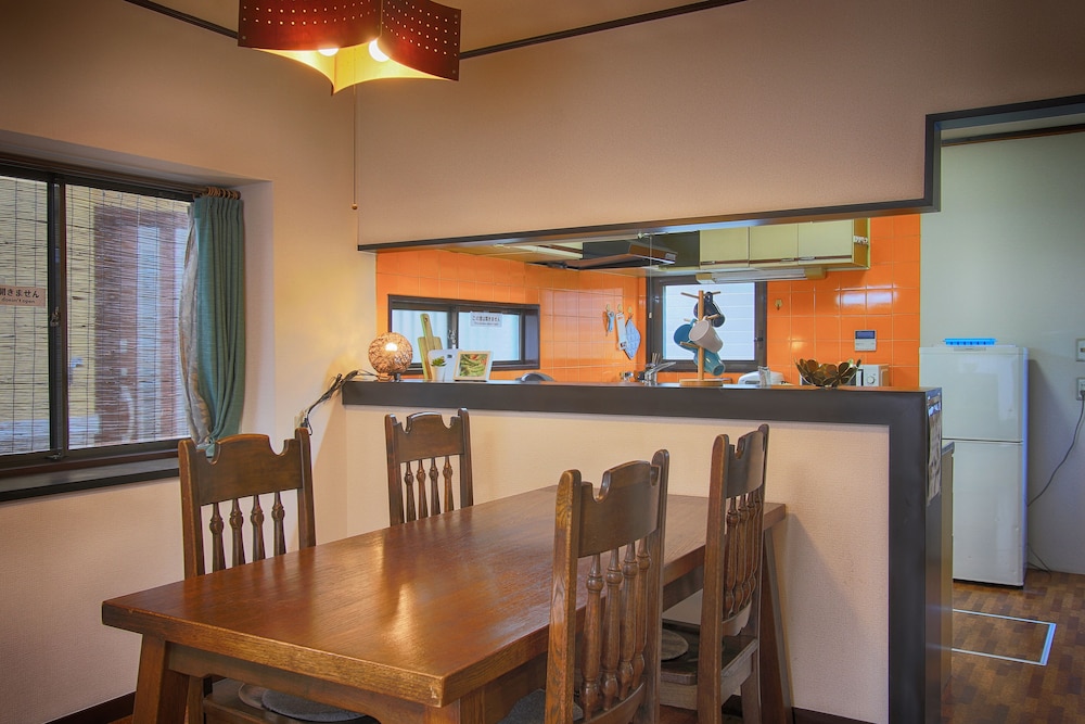 Private Vacation Home - Photo 6