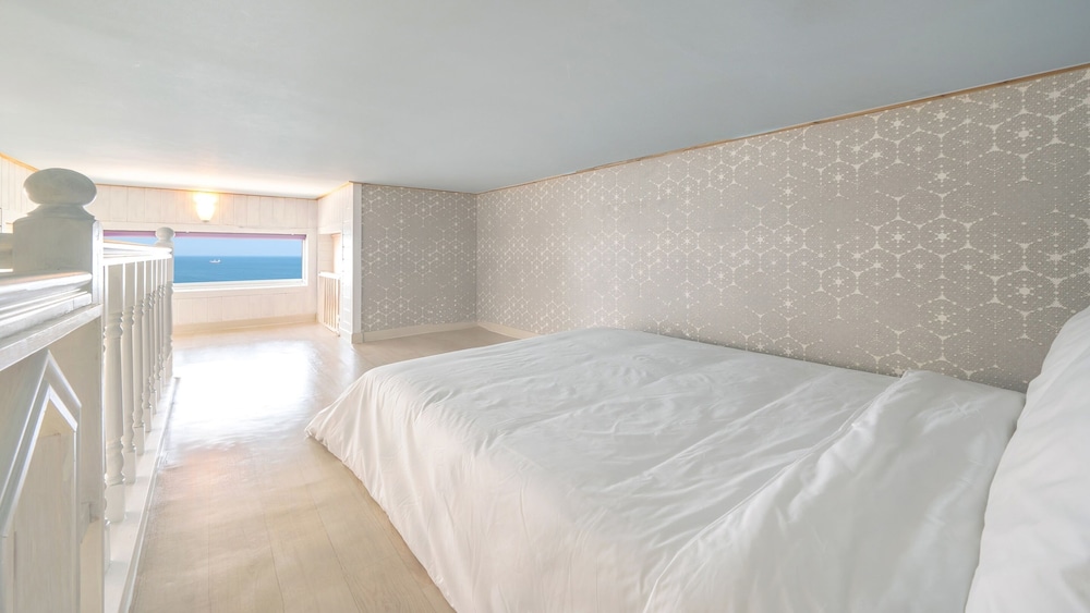 Basic Room, 1 Bedroom (302) - Photo 7