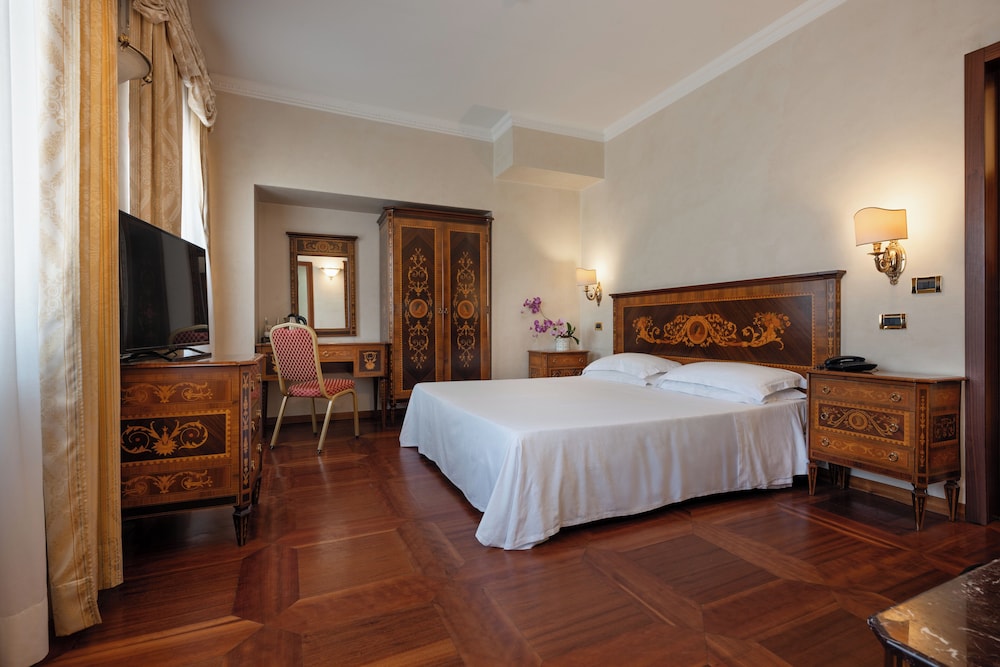 Standard Room - Photo 1