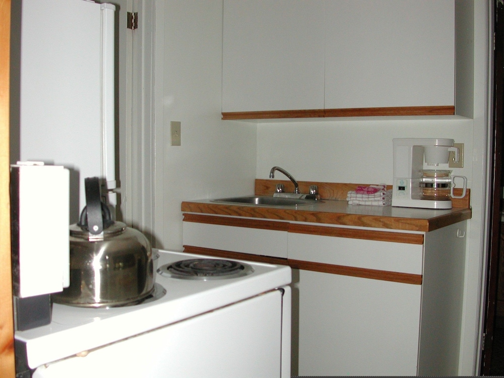 Cottage, 2 Bedrooms, Kitchen photo 3