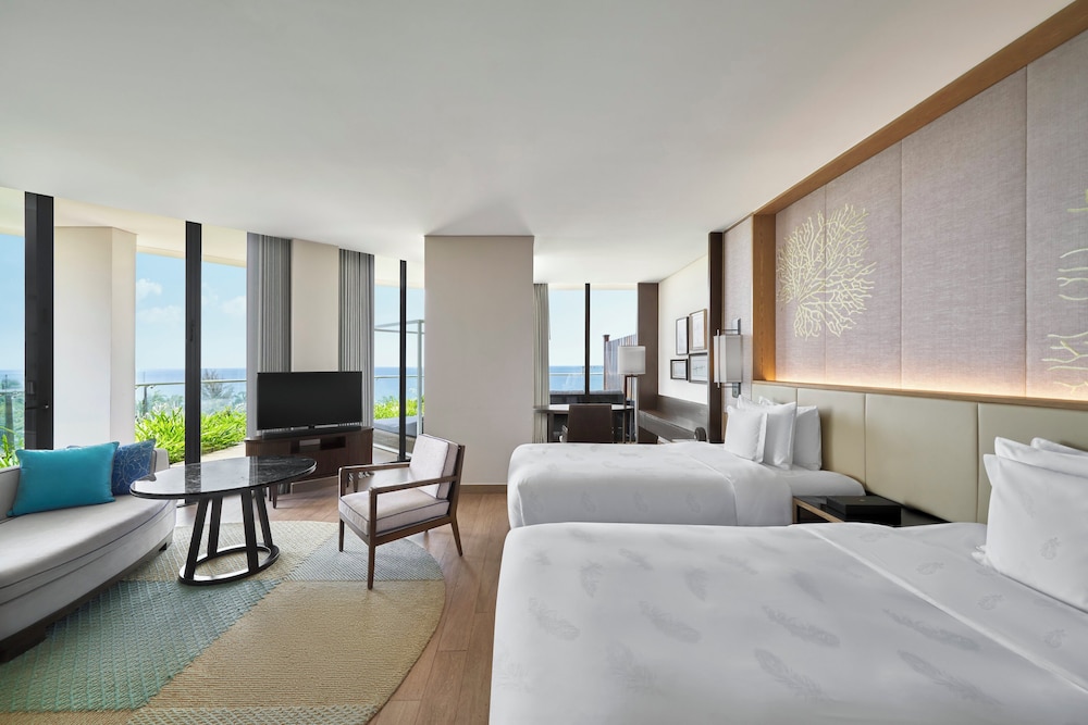 Junior Suite, 2 Twin Beds, Balcony, Ocean View