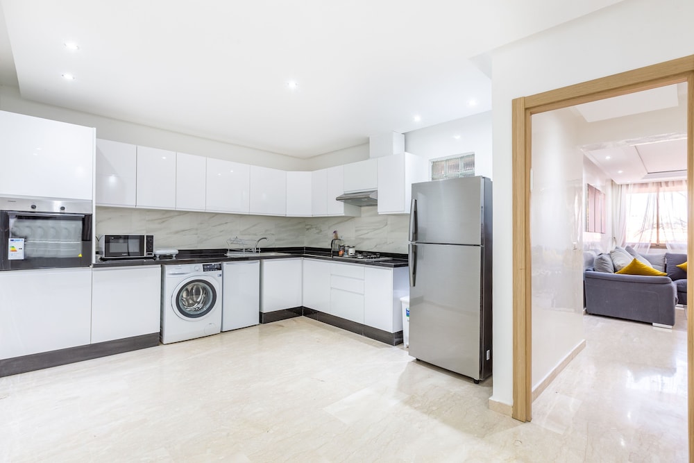 Family Apartment, 3 Bedrooms - Photo 4