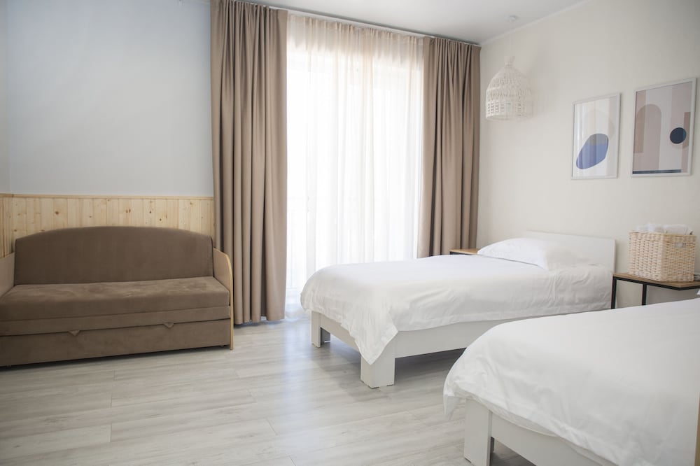 Deluxe Twin Room photo 1
