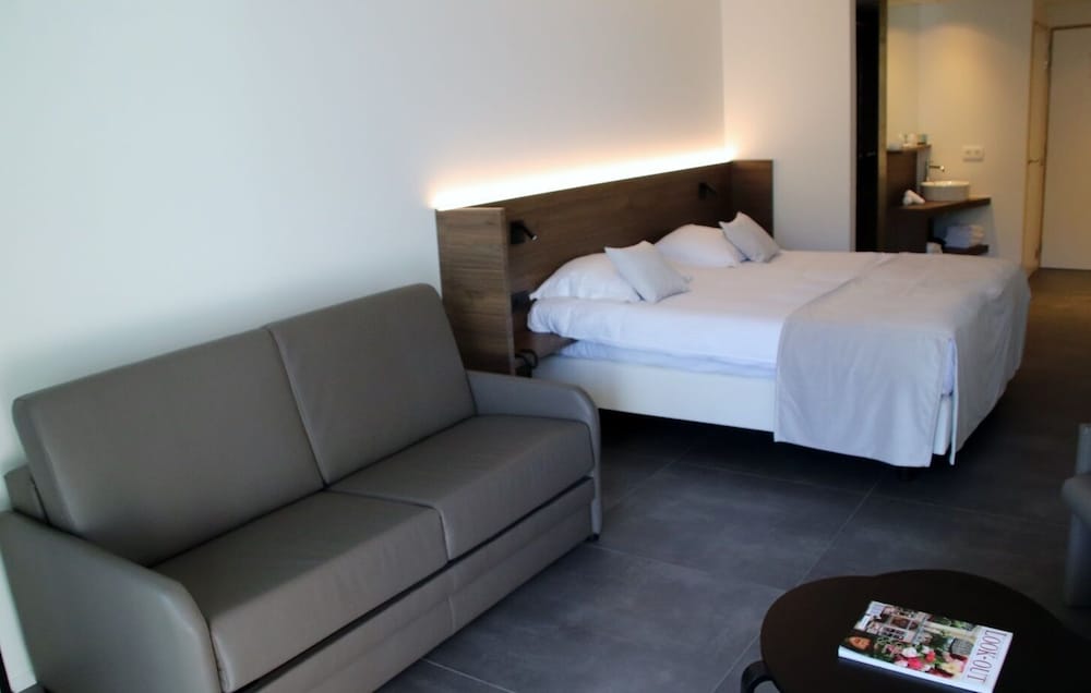 Superior Twin Room, Garden View, Garden Area photo 1
