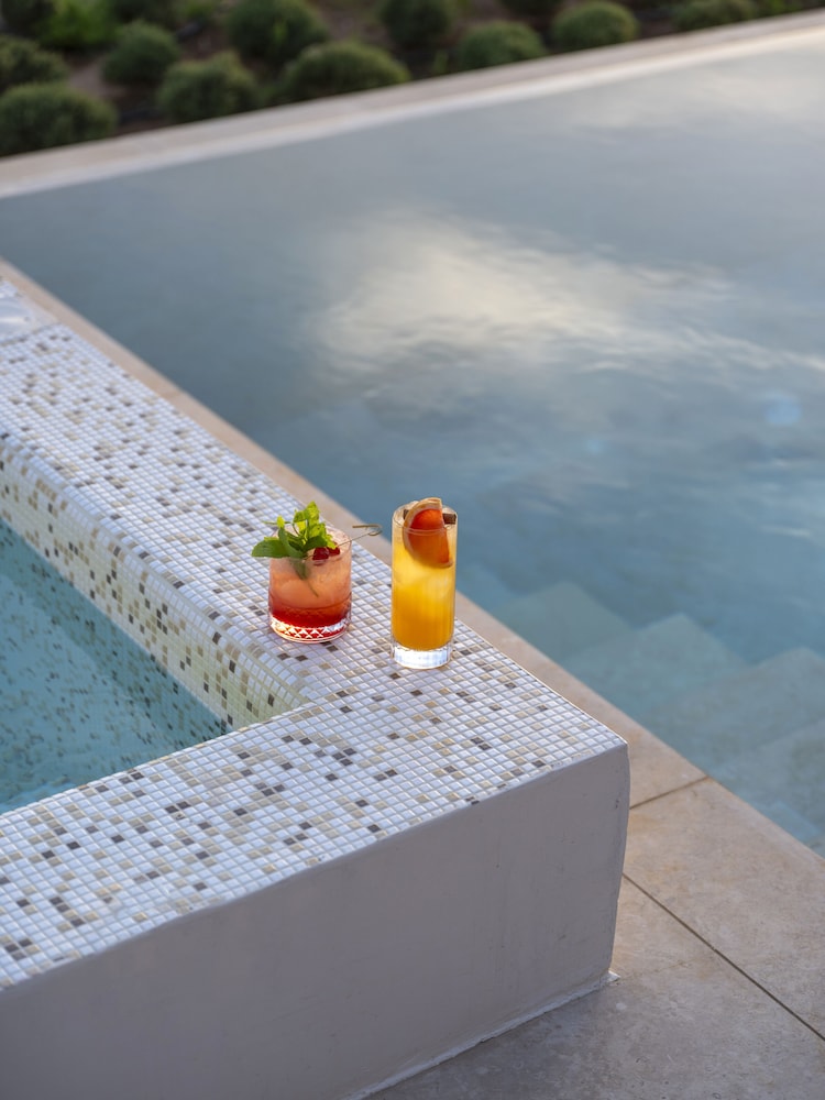 Majestic Sunset & Sea View Suite with Pool and Jacuzzi - Photo 2