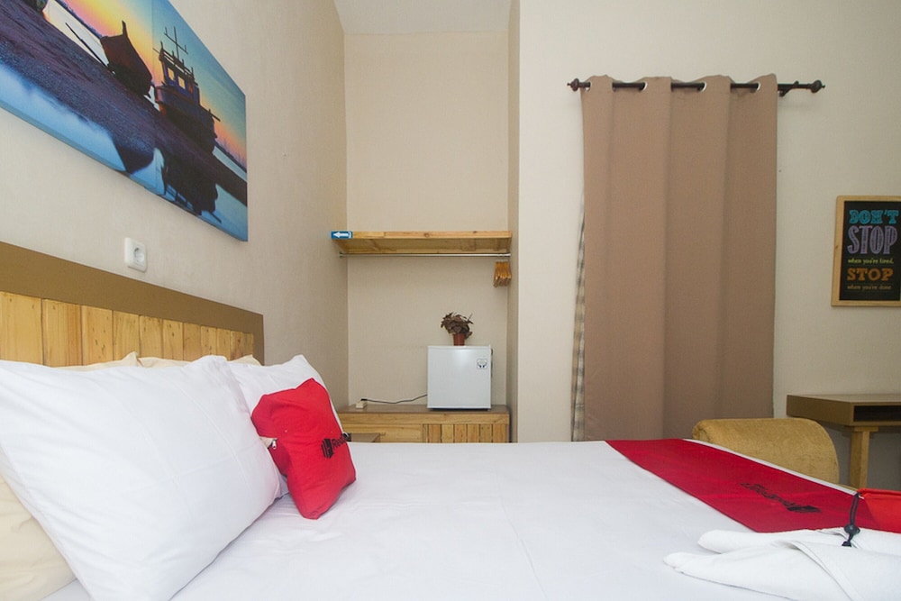 Premium Room (RedDoorz) photo 3